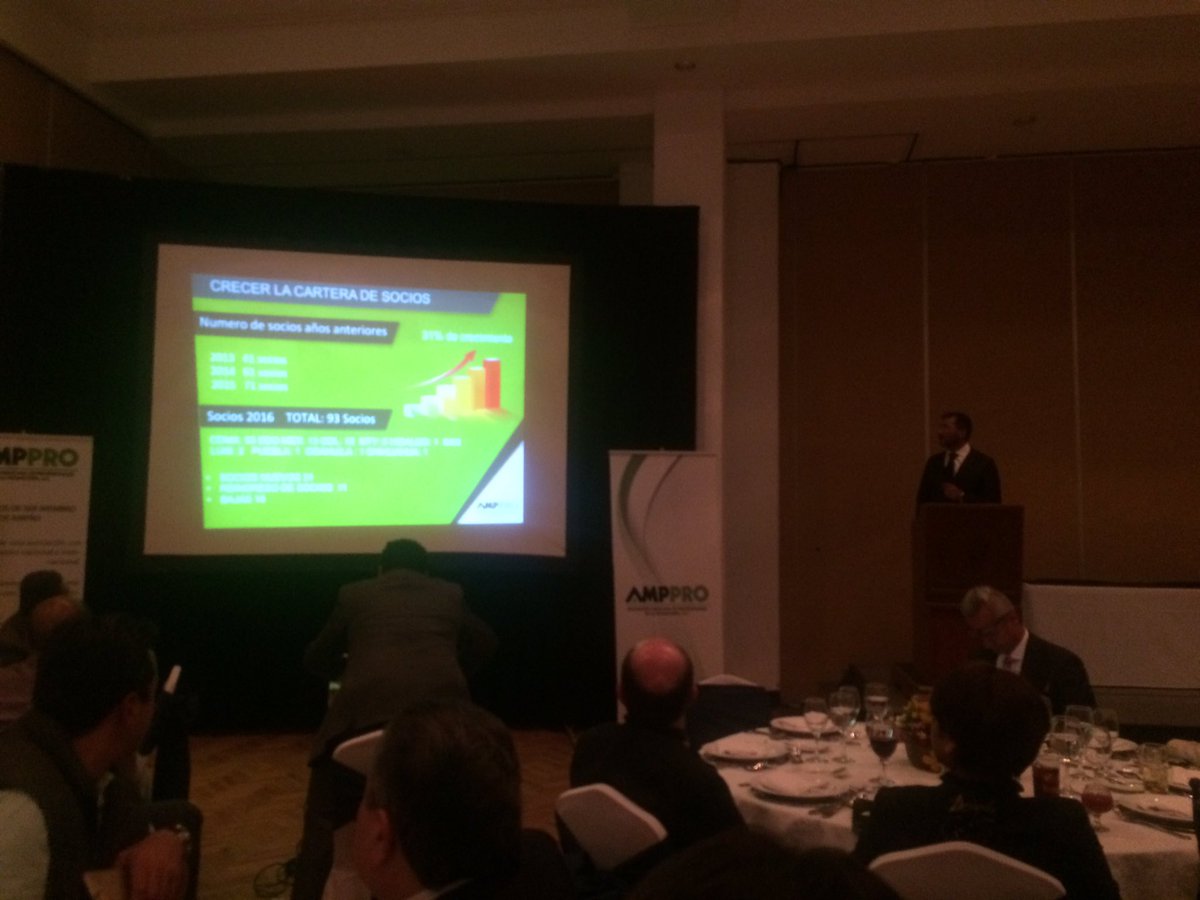 AmpproMx's tweet photo. @migueltnp , Presidente de la @AmpproMx , presenta el Informe anual 2016 #AMPPRO. https://t.co/TFtVPHmMbL