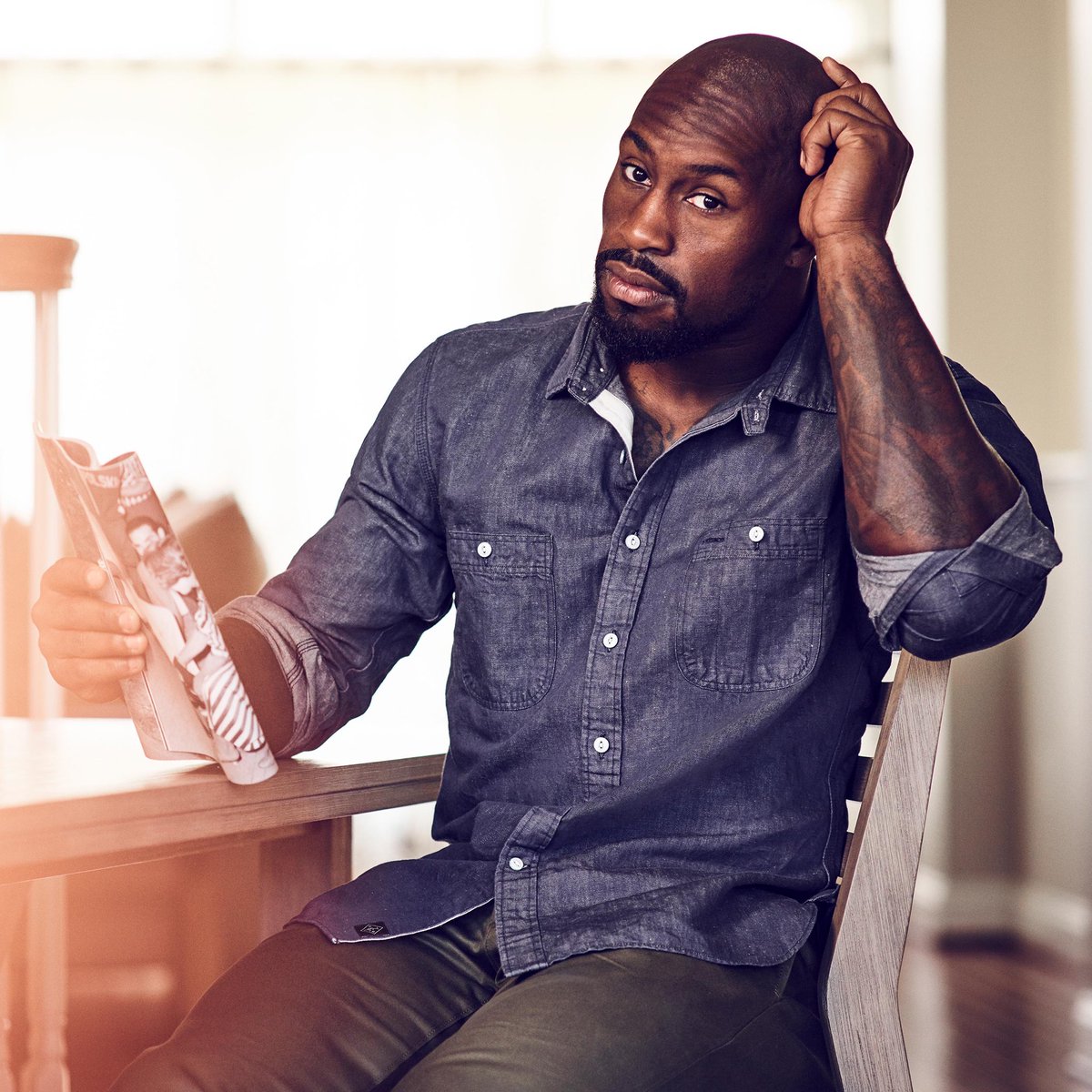 Proud to announce <a href="/VernonDavis85/">Vernondavis85</a> as our first brand ambassador. Learn more about this extraordinary guy at trumaker.com/vernondavis