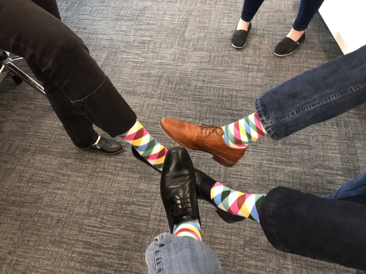 carolinabigblue's tweet photo. Sporting our #SlackSox today! #IBM_mojo cc: @SlackHQ @ibm_mojo https://t.co/It06lgvlUM