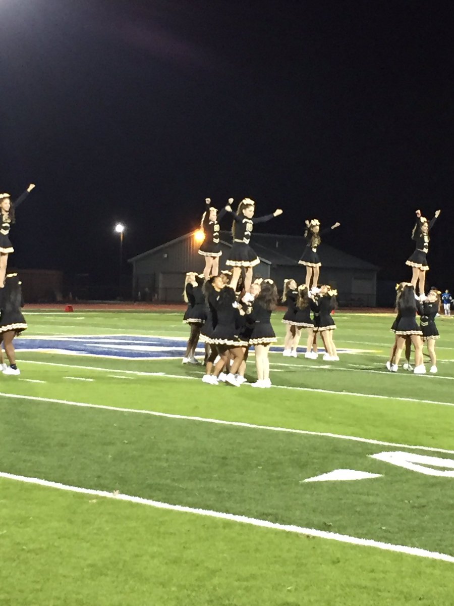 Crossroads MS Cheerleaders Halftime Performance @ the Third Annual Night Under the Lights Football Fundraiser