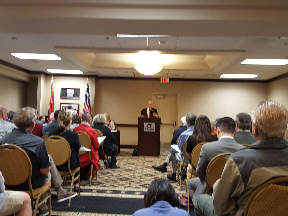 1willbond's tweet photo. Huge crowd at the Pulaski County Democratic Party meeting. @VincentInsalaco speaking.  @ArkDems https://t.co/hvfy3LHIkM