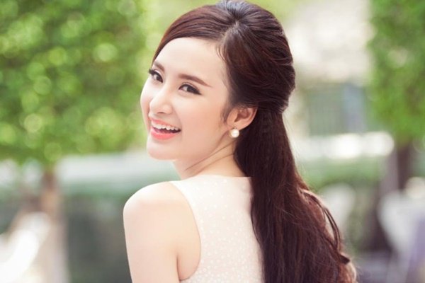 Diễn viên Angela Phương Trinh CxgQAUxVQAEO--W