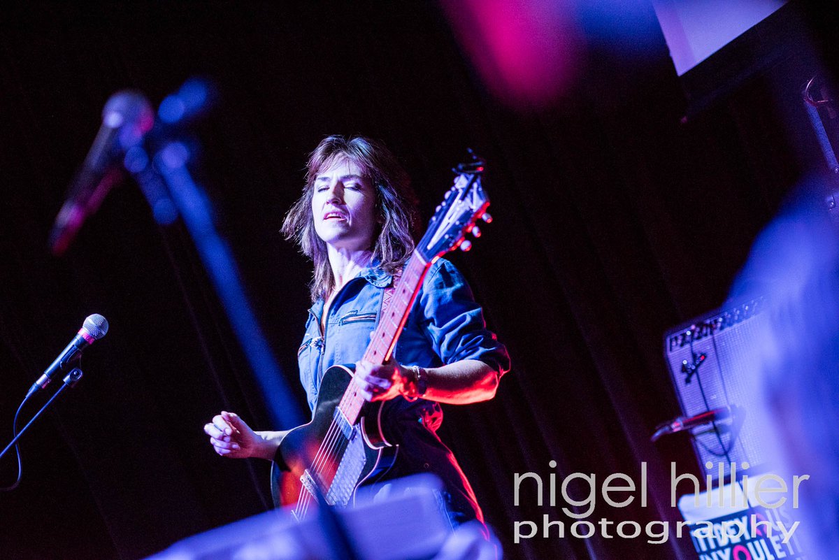 Nigel_Hillier's tweet image. #photographs from last nights amazing @JOANPOLICEWOMAN gig @thetradesclub more pics here archive.nigelhillier.com/gallery/Joan-A…
