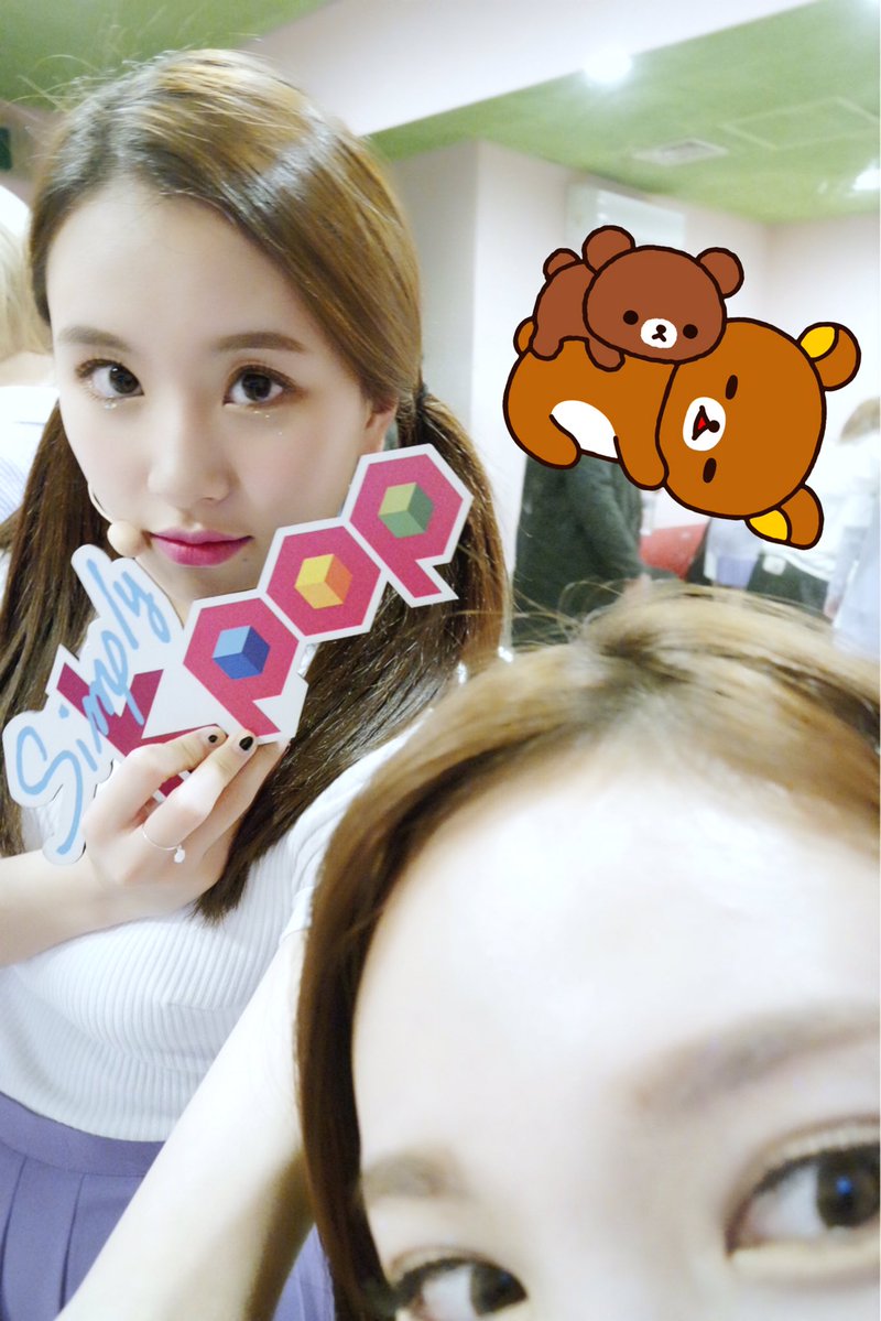 arirangworld's tweet photo. <Simply K-Pop> #TT Don't worry, #TWICE's stage is also ready for you!! #트와이스 #티티 #Once #원스 #JYP #제와피 #ArirangTV https://t.co/6t7ID4F3Ok