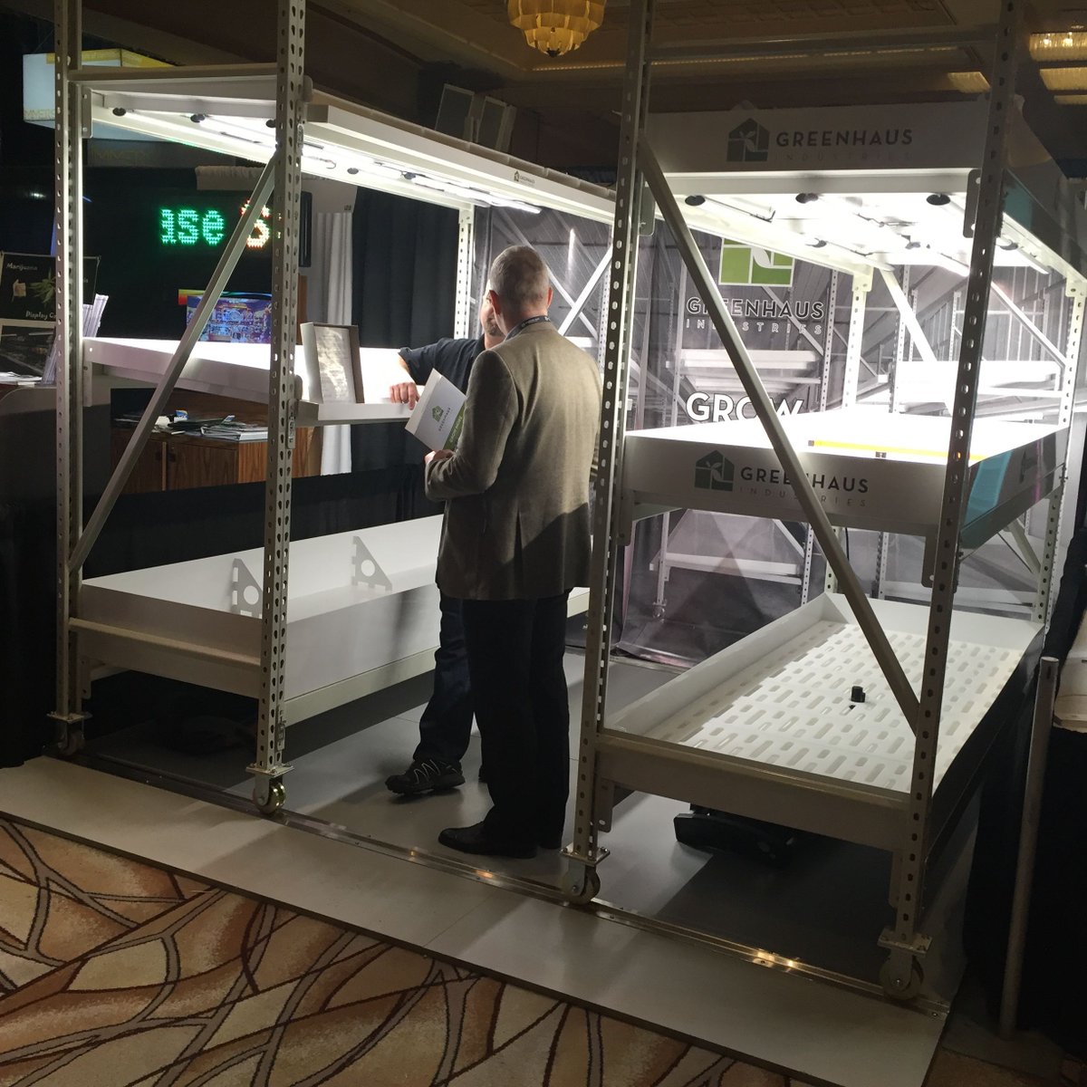 Grow_Vertical's tweet photo. Vertical farming is the future. Roll over to our booth at #MJbizcon to see our multi-layer grow system. https://t.co/50U7xDD1pP https://t.co/HjBREXE1FG