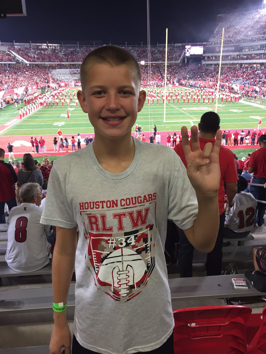 kg_odell's tweet photo. Go Coogs! We ❤️#34!!! @UHCougars https://t.co/7YI6Ju7aJC