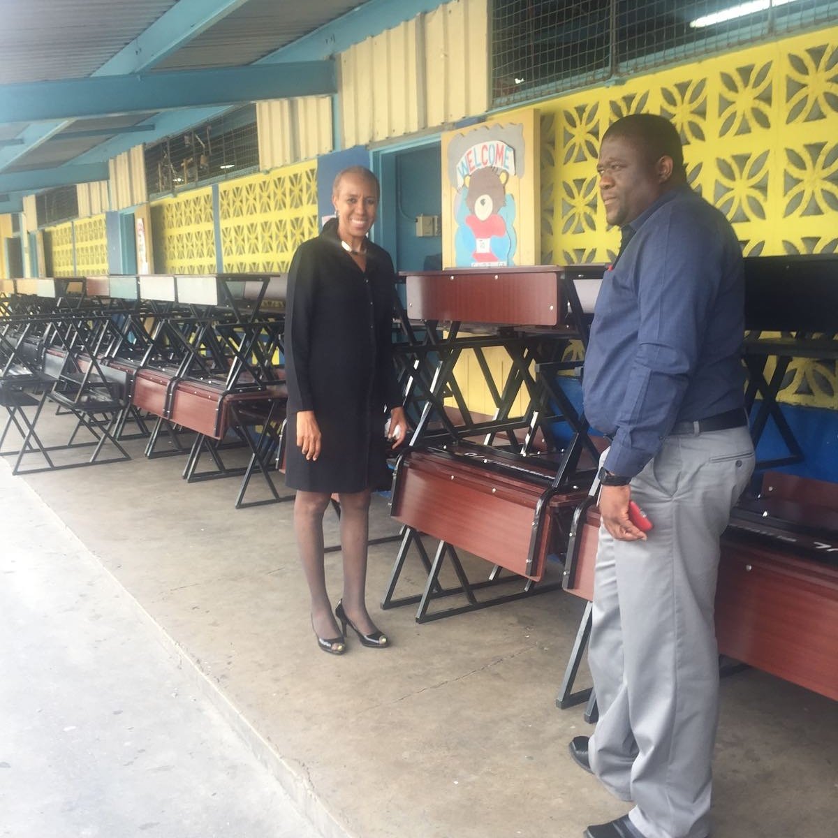 Thank you Minister Reid for the new benches at Mona Primary.

#EducationIsKey #ImprovingSchools #SAE #Rebuilding