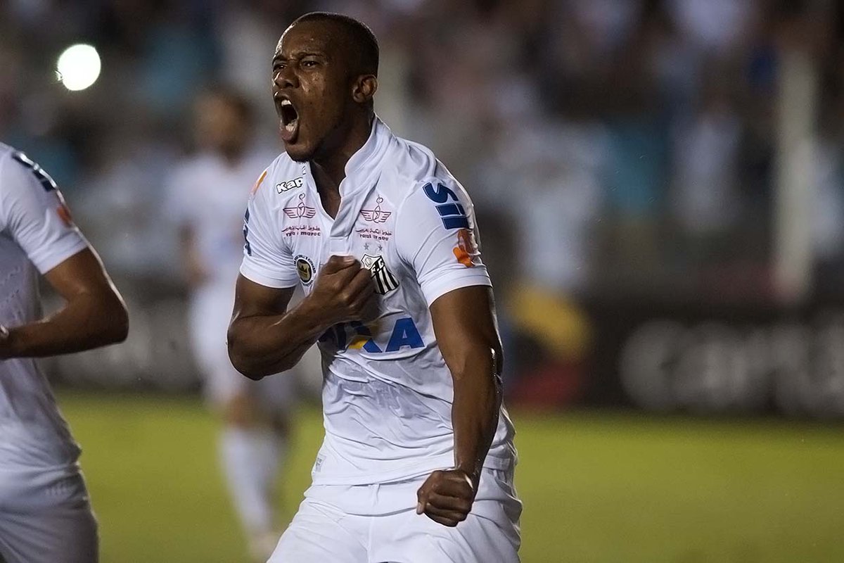 SantosFC's tweet photo. COPETERROR 🇨🇴 #SANxVIT #Mais3Finais https://t.co/jAiyUl0V17