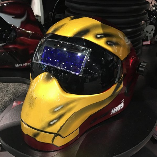 FFJournalUpdate's tweet photo. For the superhero enthusiast giving new meaning to #marvellegends #ironman #fabtech2016 #welding #stylin #weldinghelmet #savephace #Marvel https://t.co/Y1VFj4n7wq
