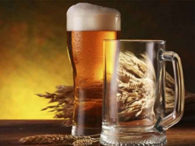 Excelsior's tweet photo. ¿Te gusta la cerveza? Un vaso al día ayuda al corazón, según un estudio https://t.co/HM8J5l8yeB https://t.co/erGfd5UfXH