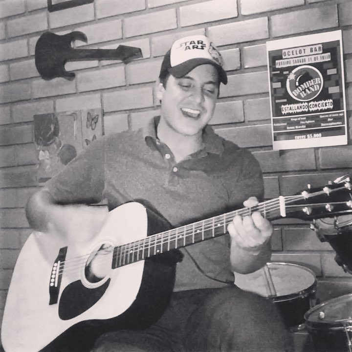 elceorozco's tweet photo. Esta canción es un #rockandroll total. Gustavo Santaolalla, Ando Rodando. #Cover #gustavosantaolalla #AndoRodando W… https://t.co/FI97R8T1Vq