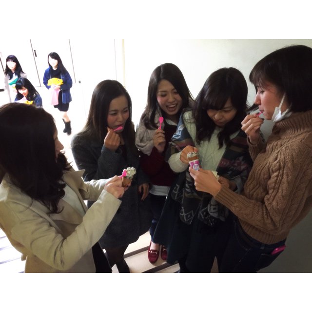 nx4s2's tweet photo. ソフトバンクの日🍦 https://t.co/9JIgqAPPJR