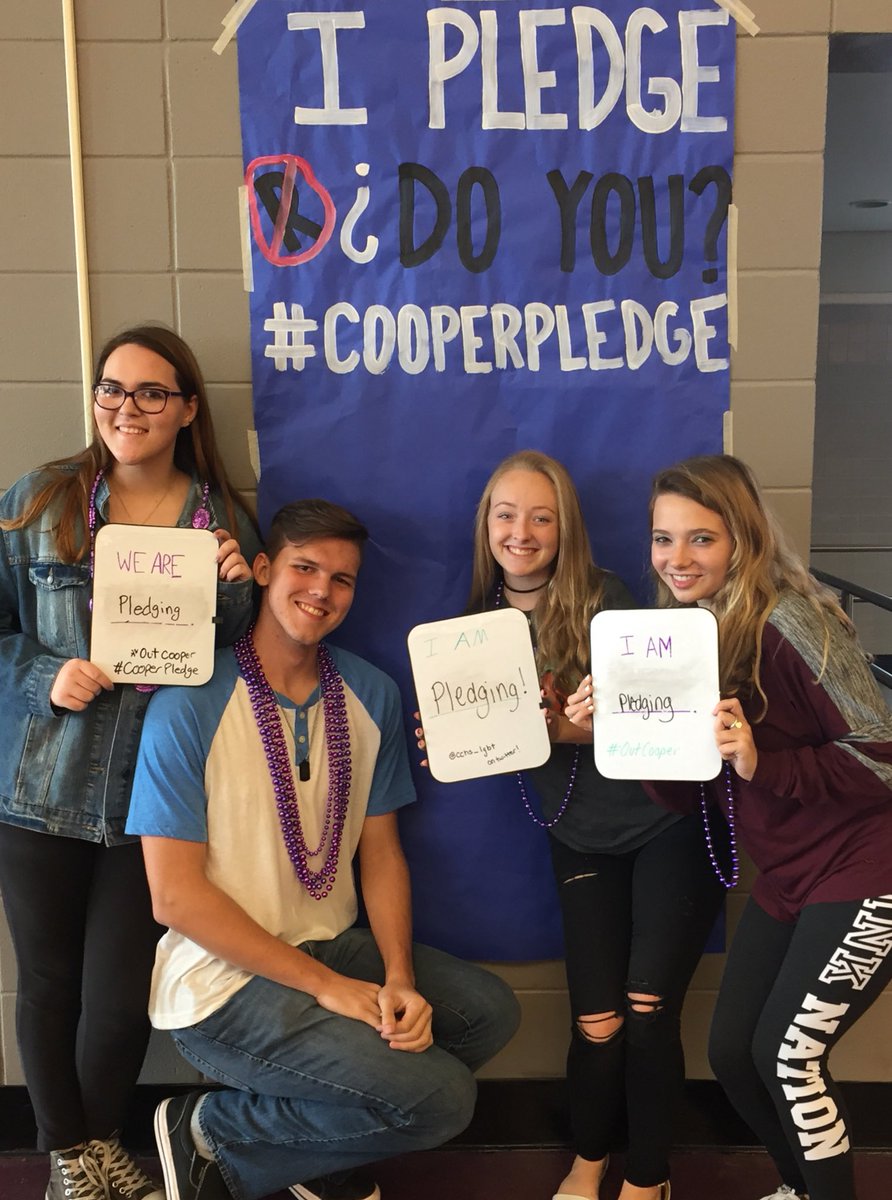heatherskyeee's tweet photo. we stand for kindness and pledged to end the use of the R-word, you should too!! #CooperPledge https://t.co/U3qCqimry0