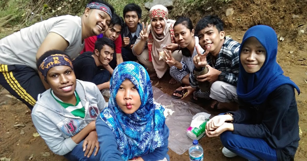 Pecinta Alam Packing atau menyusun perlengkapan kedalam ransel. dlvr.it/MhLXdh #COPALA_INDONESIA