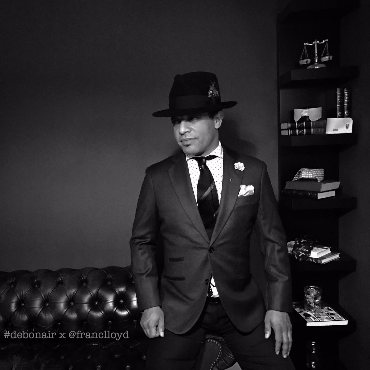 FrancLloyd's tweet photo. Fridays in America! @FrancLloyd #debonair  #menswear #usa https://t.co/jnW9Ycpkt2