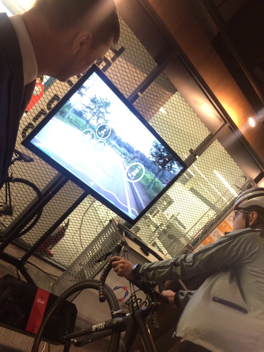 Witnessing lots of creative energy <a href="/GstartupIC/">경기창조경제혁신센터 (GCCEI)</a>, proves why SKorea is among most innovative economies in world. Time for <a href="/StartUpEU/">Startup Europe & Innovation Radar</a> to get in