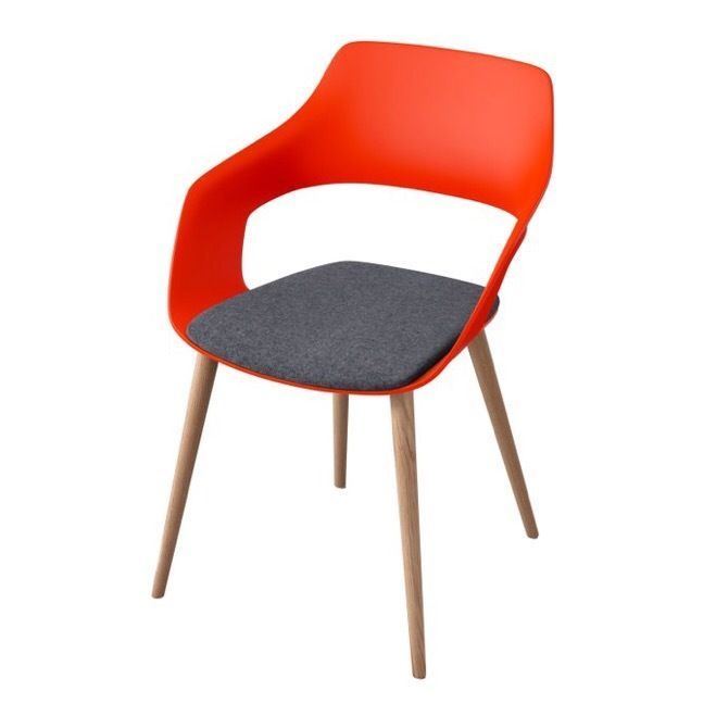 DesignApplause's tweet photo. Occo chair @wilkhahn will be available in 72 (basic models @ORGATEC #Design #ORGATEC2016 #cologne https://t.co/OmipbiCjSo