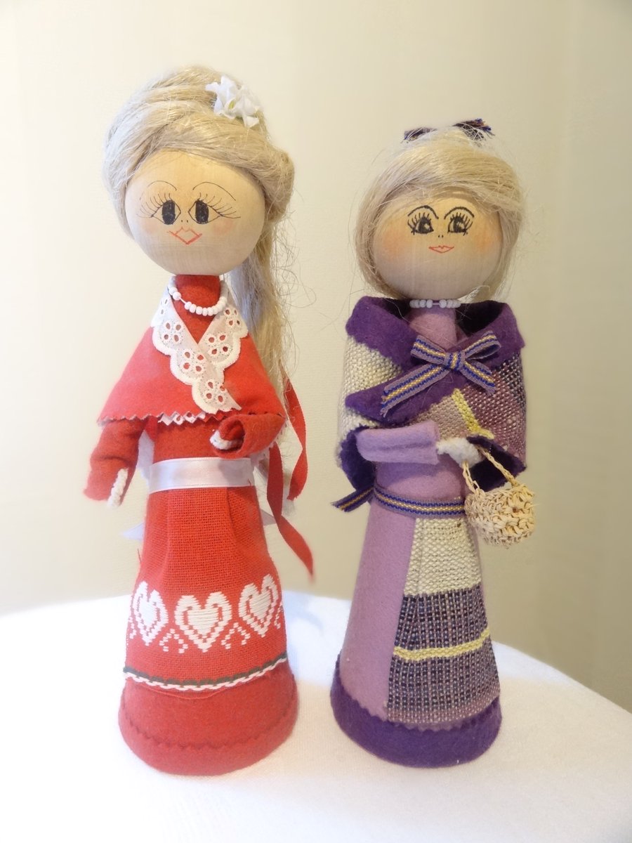 olga_vintage's tweet photo. #Scandinavian #Wooden #Textille #Vintage #Dolls. Made in #Sweden 1980s. Dressed Ethnic Clothing Folky Girl Figurines https://t.co/qDTlIHHkuB https://t.co/XmXj41cRsY