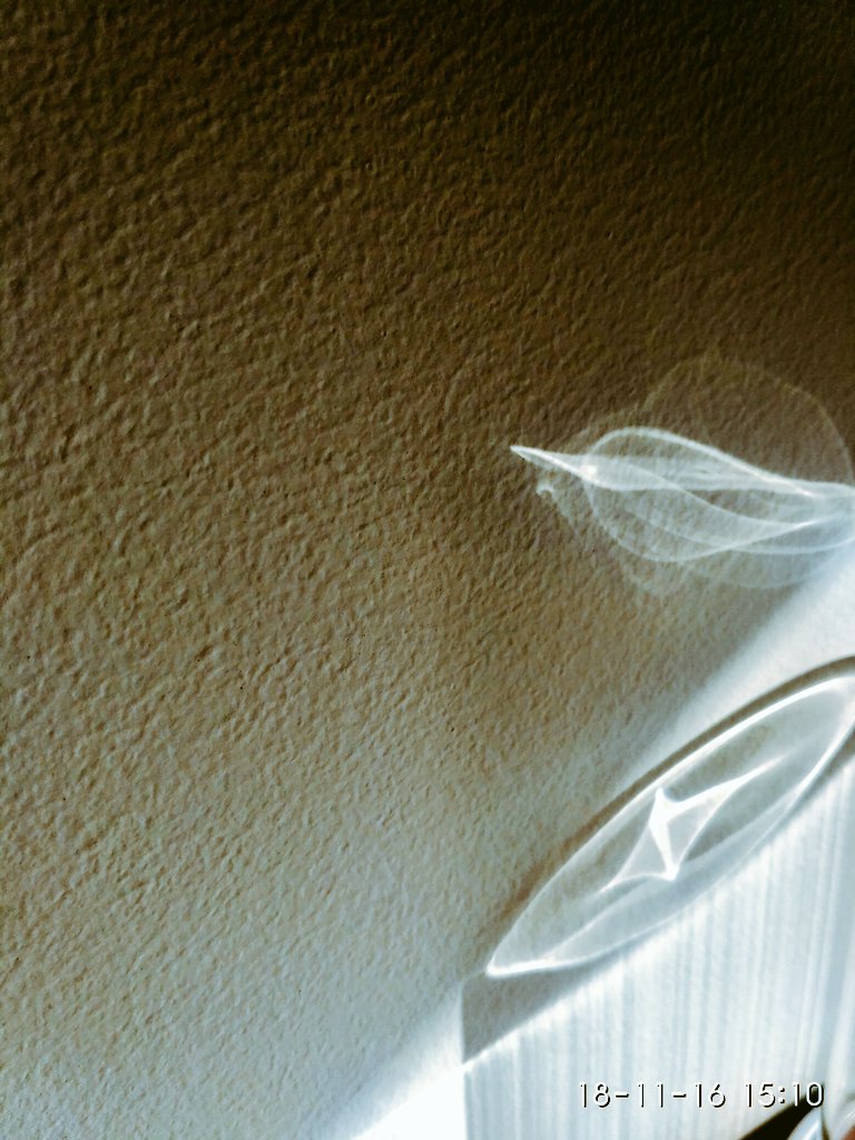 IhsaRReflects's tweet image. #reflection #ReflectionPhotography @MobilePhotoBlog #sunlightreflection