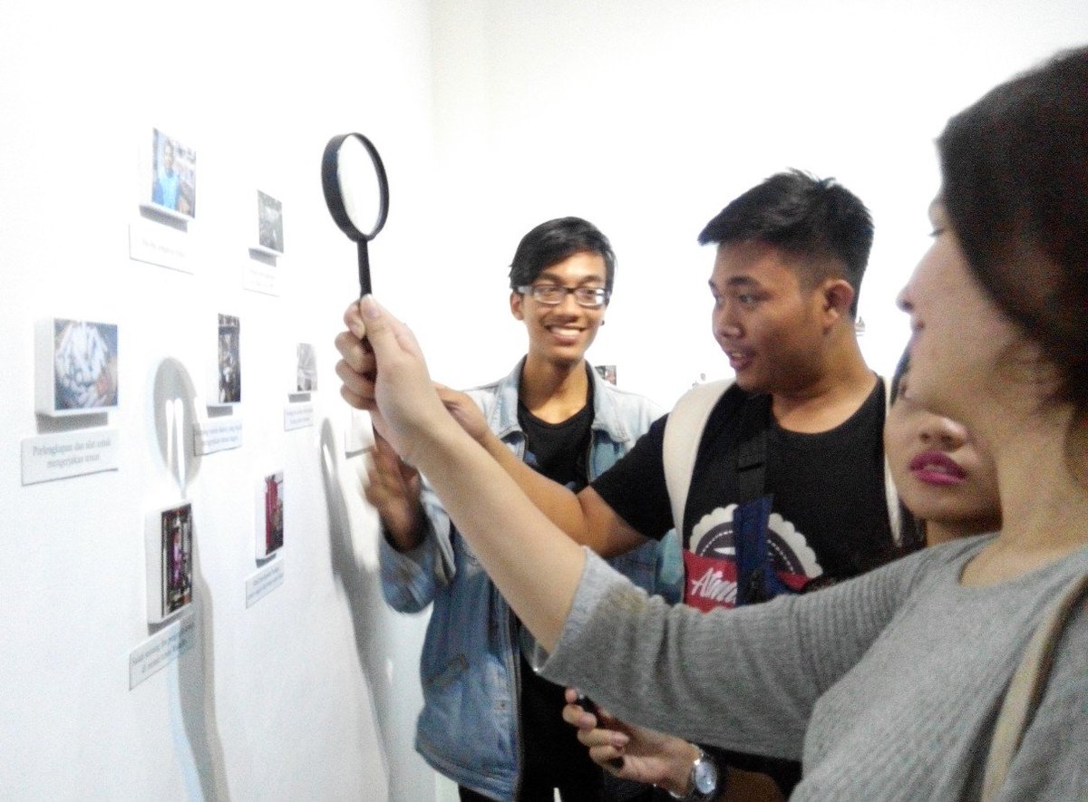 TITIK DEKAT - Pameran Fotografi <a href="/APCuajy/">AtmaJaya Photography</a> <a href="/uajy/">Universitas Atma Jaya Yogyakarta</a> s.d 20/11 pk 1500-2100 di galeri <a href="/kelaspagiyogya/">Kelas Pagi Yogya</a>