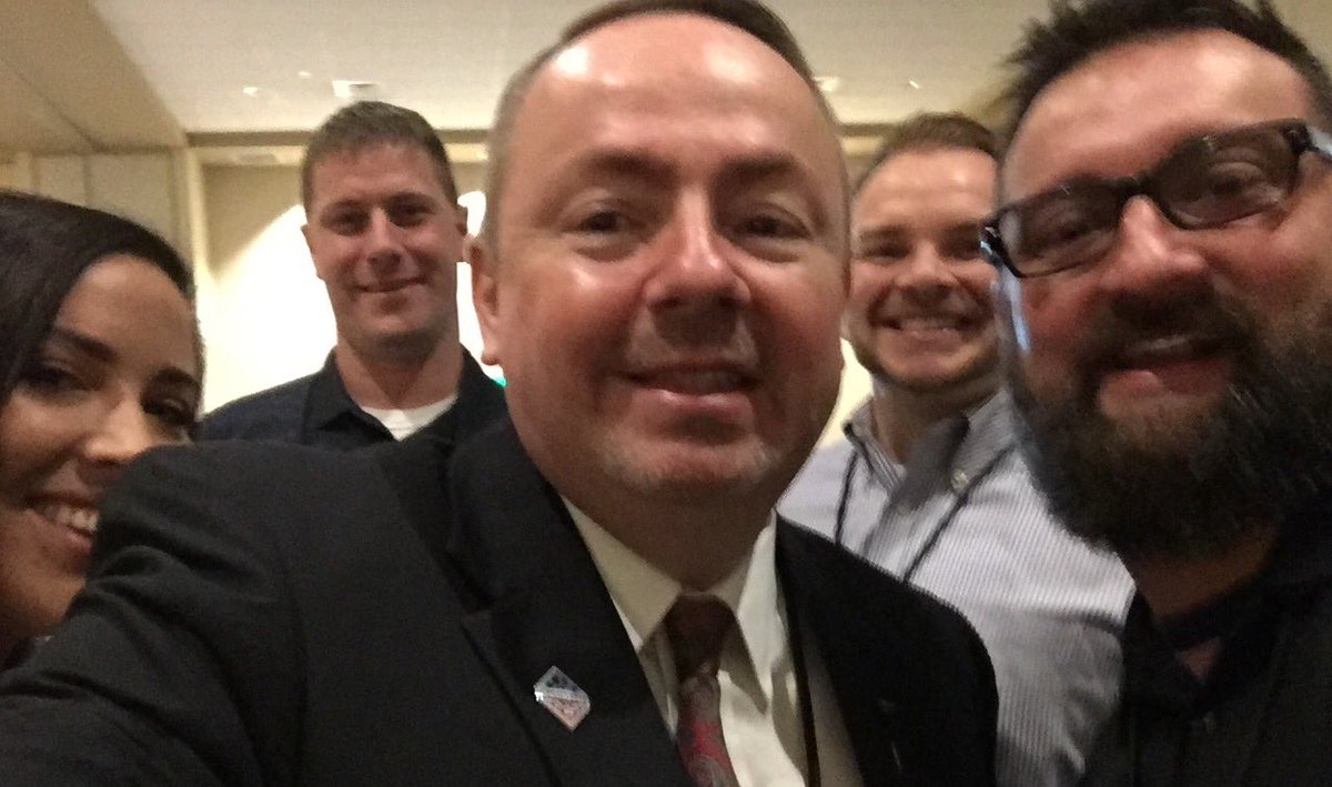 grillinwt's tweet image. Having fun with some of our awesome @ArizonaCPCUs New Designees at #AZIDAY16 #cpcu16