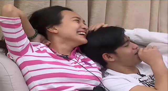 shystyles_'s tweet photo. RT @UGSyong: Yongskie and Ate Thuy
#PBB3rdLuckySun #YongUpdates
BB YONG to 2366 https://t.co/atCiDJklQJ