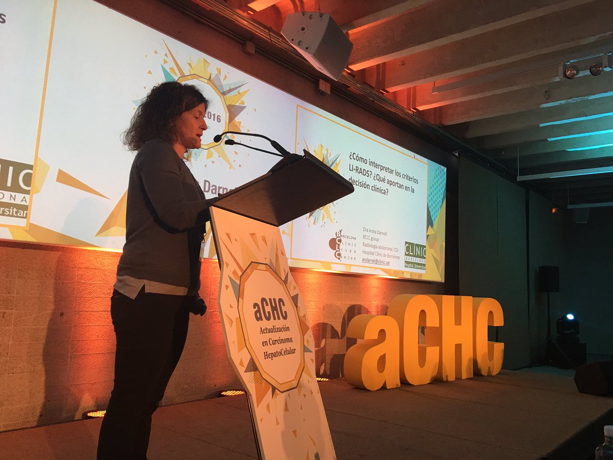 Dr Darnell is talking about LI-RADS criteria for #liver #cancer and its applicability #aCHC #Madrid #liver #cancer #radiology #hepatology