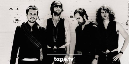 tape.tv (@tape_tv) on Twitter photo Für den guten Zweck bringen <a href="/thekillers/">The Killers</a> ein Weihnachtsalbum raus. Das gute Stück heißt “Don’t waste your wishes” ▶ bit.ly/2f6OoXH Für den guten Zweck bringen <a href="/thekillers/">The Killers</a> ein Weihnachtsalbum raus. Das gute Stück heißt “Don’t waste your wishes” ▶ bit.ly/2f6OoXH