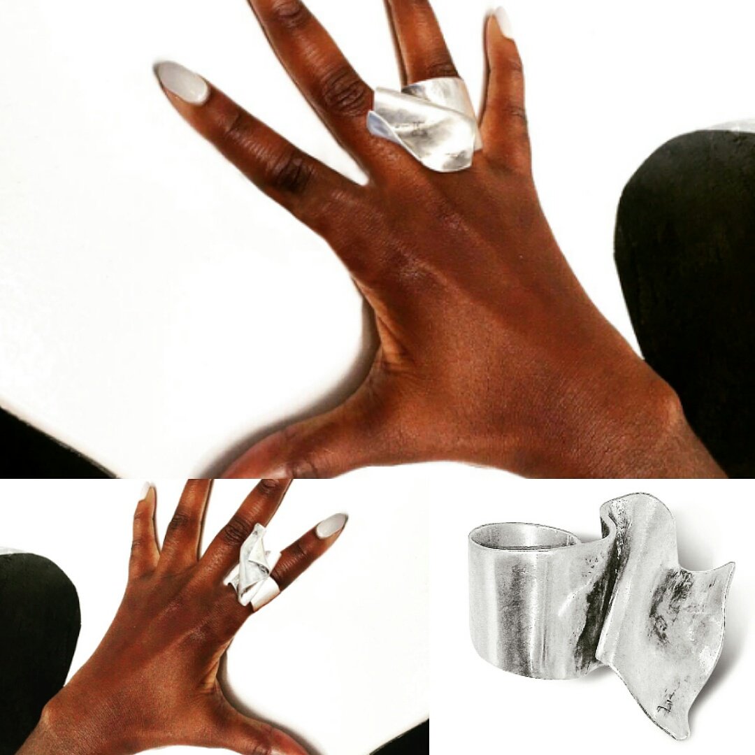 Fotini_Nassou tweet picture