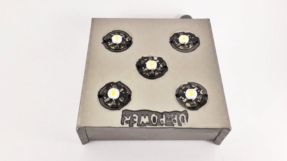 shopgobo's tweet photo. 5w LED Super Bright Rechargeable Light with High-Low Controlling Option @ Rs. 349 + Free Shipping ➜ https://t.co/vph3Glywox

 #LighttheWorld https://t.co/eUqKBU7Aaa