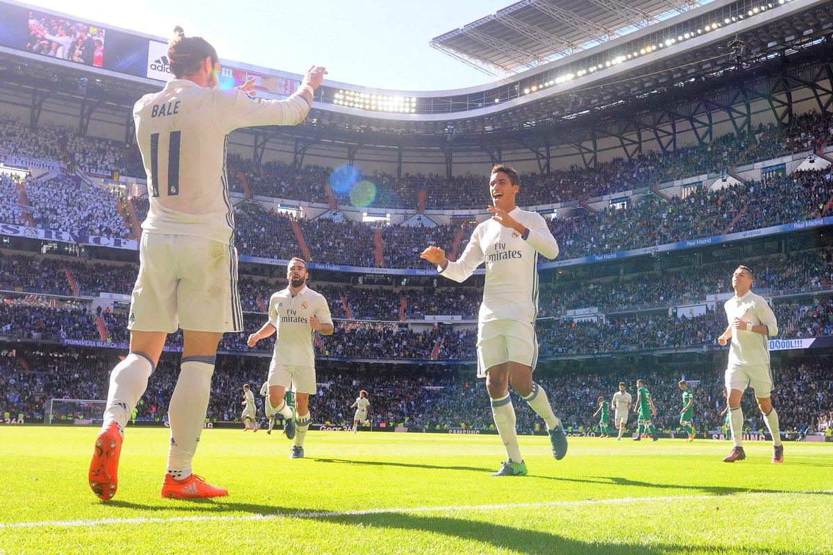 ChampionsLeague's tweet photo. DID YOU KNOW?

Real Madrid are 28 games unbeaten in all competitions since April 2016 (W21 D7). 💪#UCL https://t.co/4ah3YSRKWx