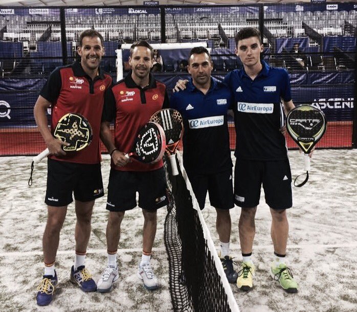 Momento #HISTÓRICO 
Por la #ilusión que le pones a tu #sueño te mereces cosas así Christian.

#unitedpadelacademy