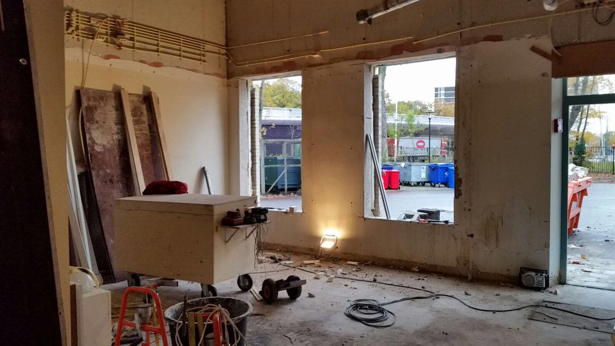 Er wordt stevig gewerkt aan onze nieuwe lokalen! Januari opening 😊 #vakmanschap #axioncontinu