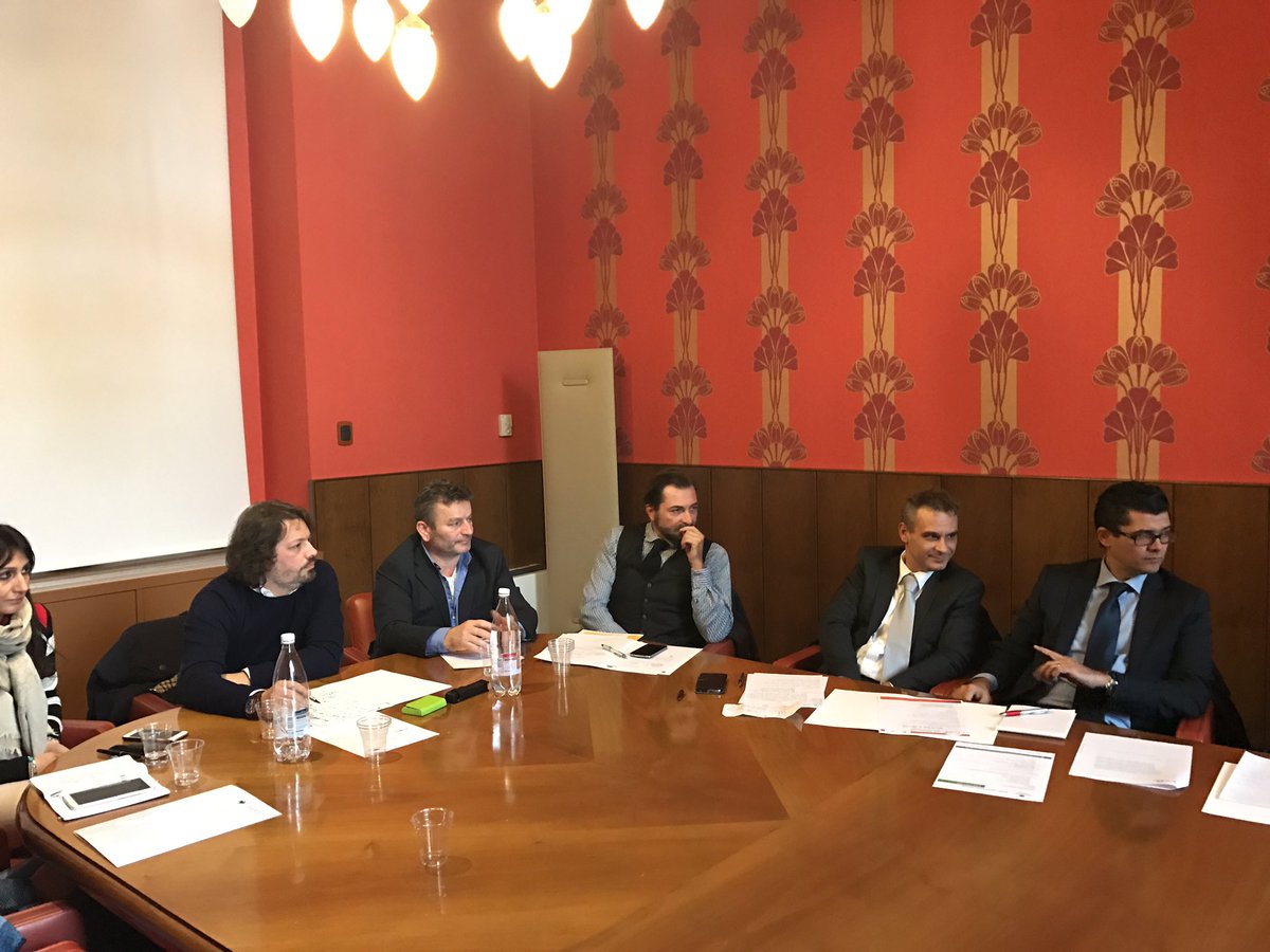 ConfcommercioLo's tweet photo. Reti #MBCircle e #MBWedding brand consolidato #commercio #turismo #eventi Monza Brianza https://t.co/EMFIDy5Rby