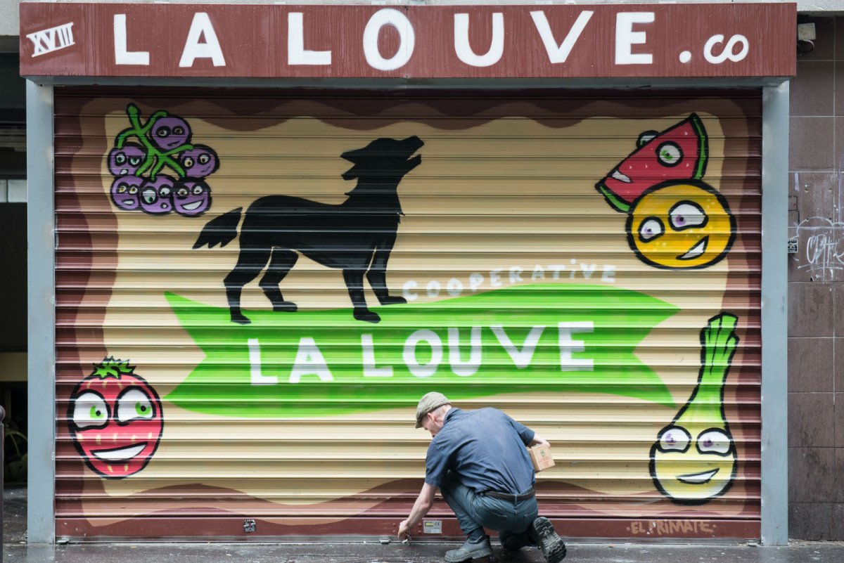 Genii_fr's tweet photo. #Paris | La @LouveCoop est le premier #supermarché coopératif et participatif de France. Comment cela fonctionne ? https://t.co/KpoER95iDx https://t.co/B7l4of1JSw