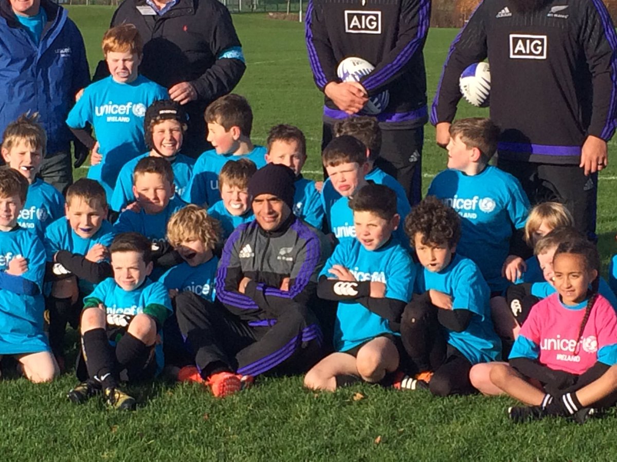 seapointrc's tweet photo. The @AllBlacks Aaron Smith seems at home amongst the Minis #BlackBlueAndGreen https://t.co/uEGBugDojn