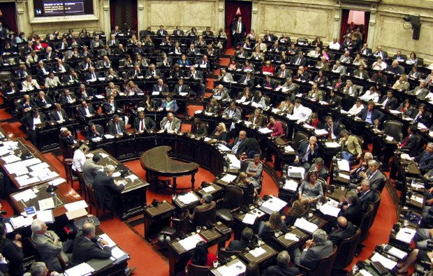 StartPaP's tweet photo. El proyecto de la Ley de #Emprendedores logró media sanción en Diputados
https://t.co/a7zD7nvyUv  #ArgentinaEmprende https://t.co/41PlG3K85d