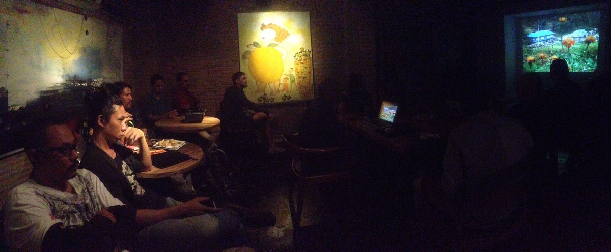 pannafotoorg's tweet photo. Oleh-oleh dari Nepal bersama Edy Purnomo masih berlangsung di Ohana Bistro #DialogBookNook https://t.co/gRheNvgEbh