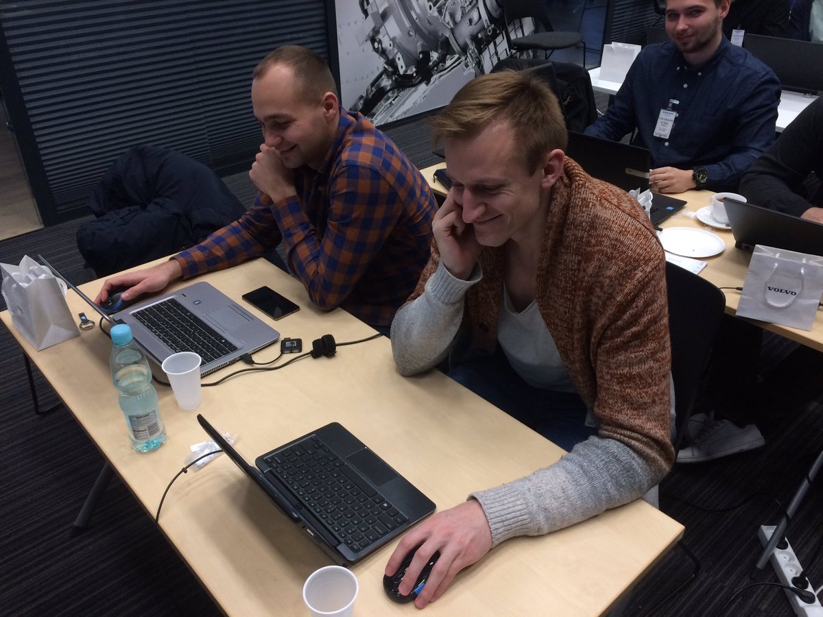 jmonteu's tweet image. Lunch is over and we are back to hands on at SAPUI5 &Web IDE at Volvo site #SAPUI5 #CodeJam #SAPDevs #SAPDevelopers