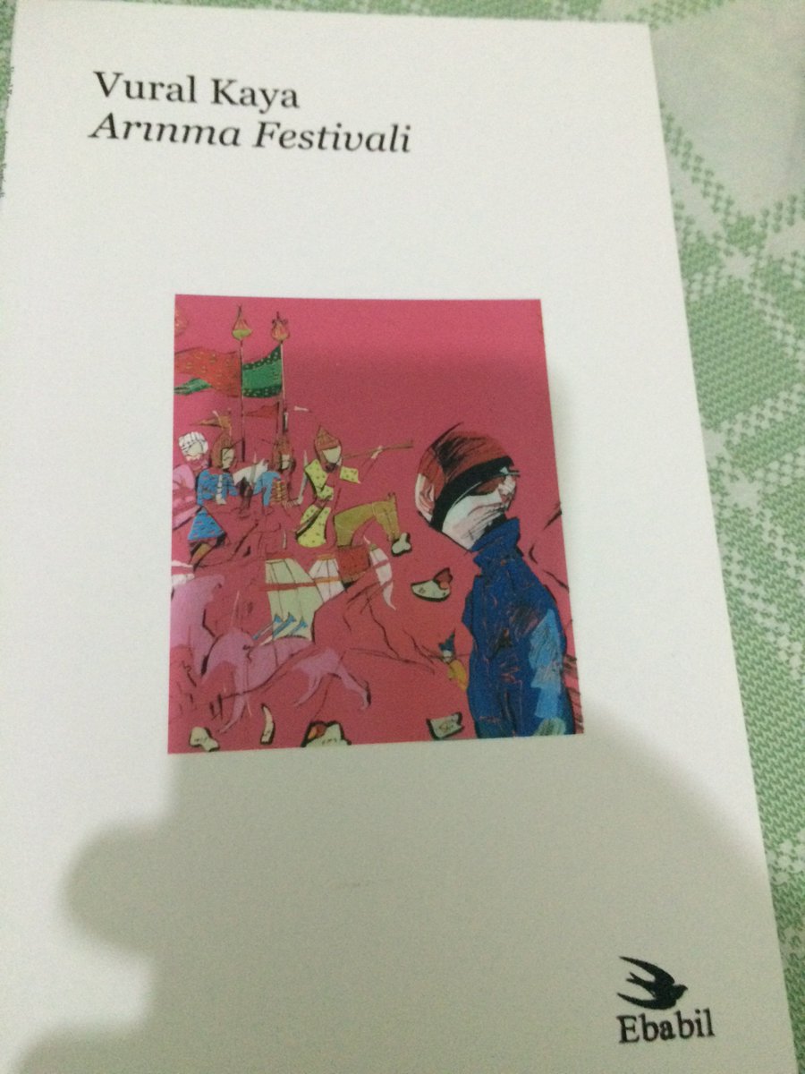 Varlığı var mı şeylerin ulu sedirden sedyeyle saha dışına al ey beni

Arınma Festivali şiirinden ...