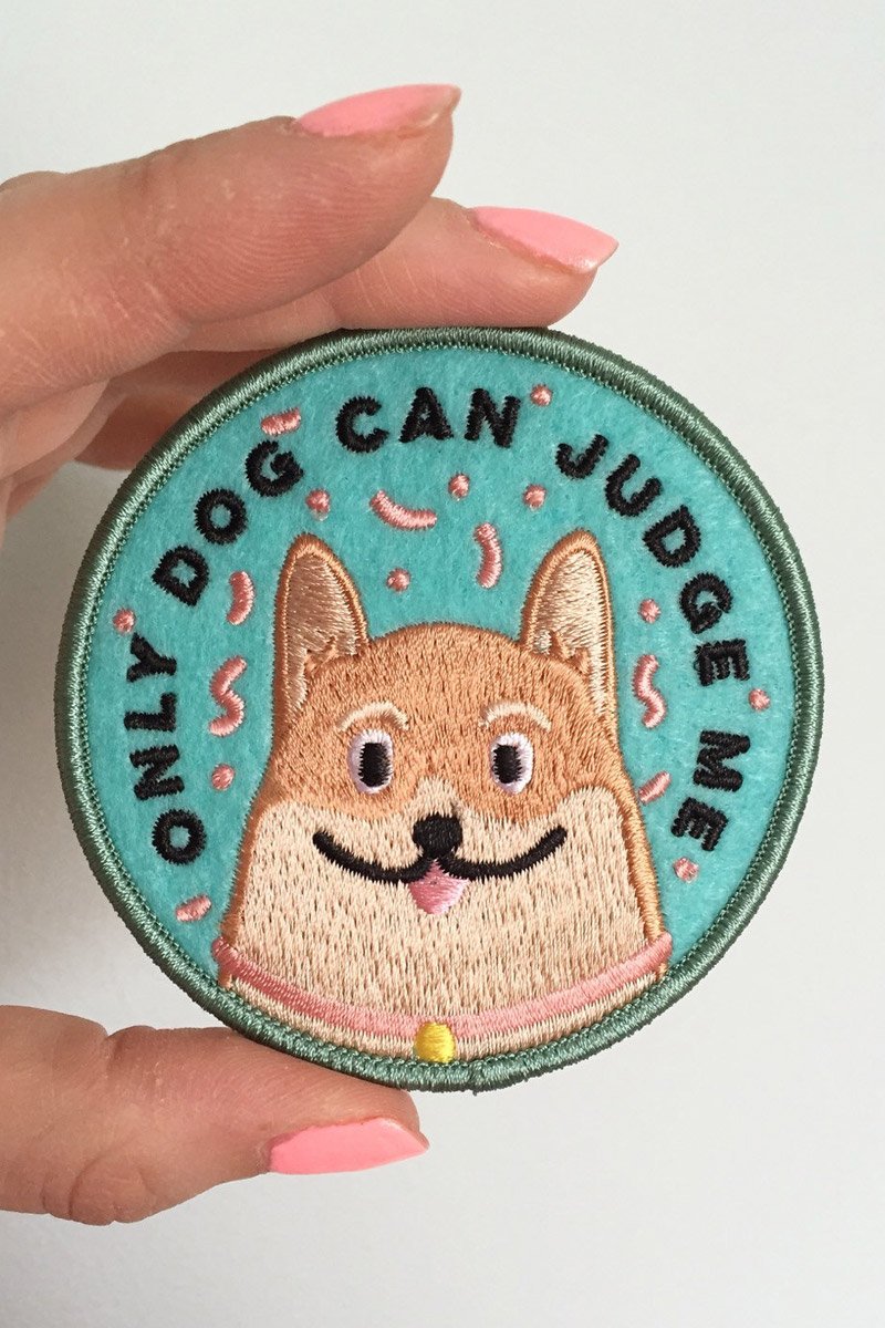 arosecast's tweet photo. #WishList // 8 Independent Makers Who Create Funky Embroidered #Patches inc @tender_ghost &amp; @kodiak_milly https://t.co/TbXdNZQxxm https://t.co/F7bMUbiZ1S