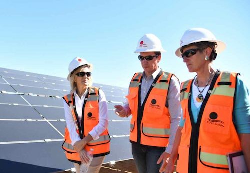 FactorThisMedia's tweet image. New Solar, Wind Competitive Leasing Program to Start for US Public Lands buff.ly/2fBq9Co #solarpower #windenergy #renewableenergy