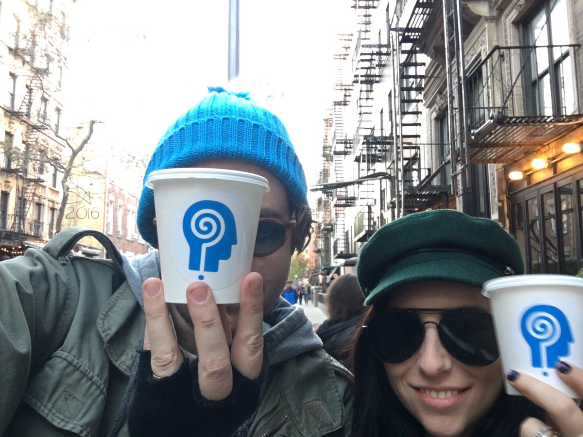 Pathgather's tweet photo. 🙌🏼🙌🏼🙌🏼 @HP BrainCandy coffee cups spotted in #NYC! #PoweredByPathgather https://t.co/TpfmrU406k