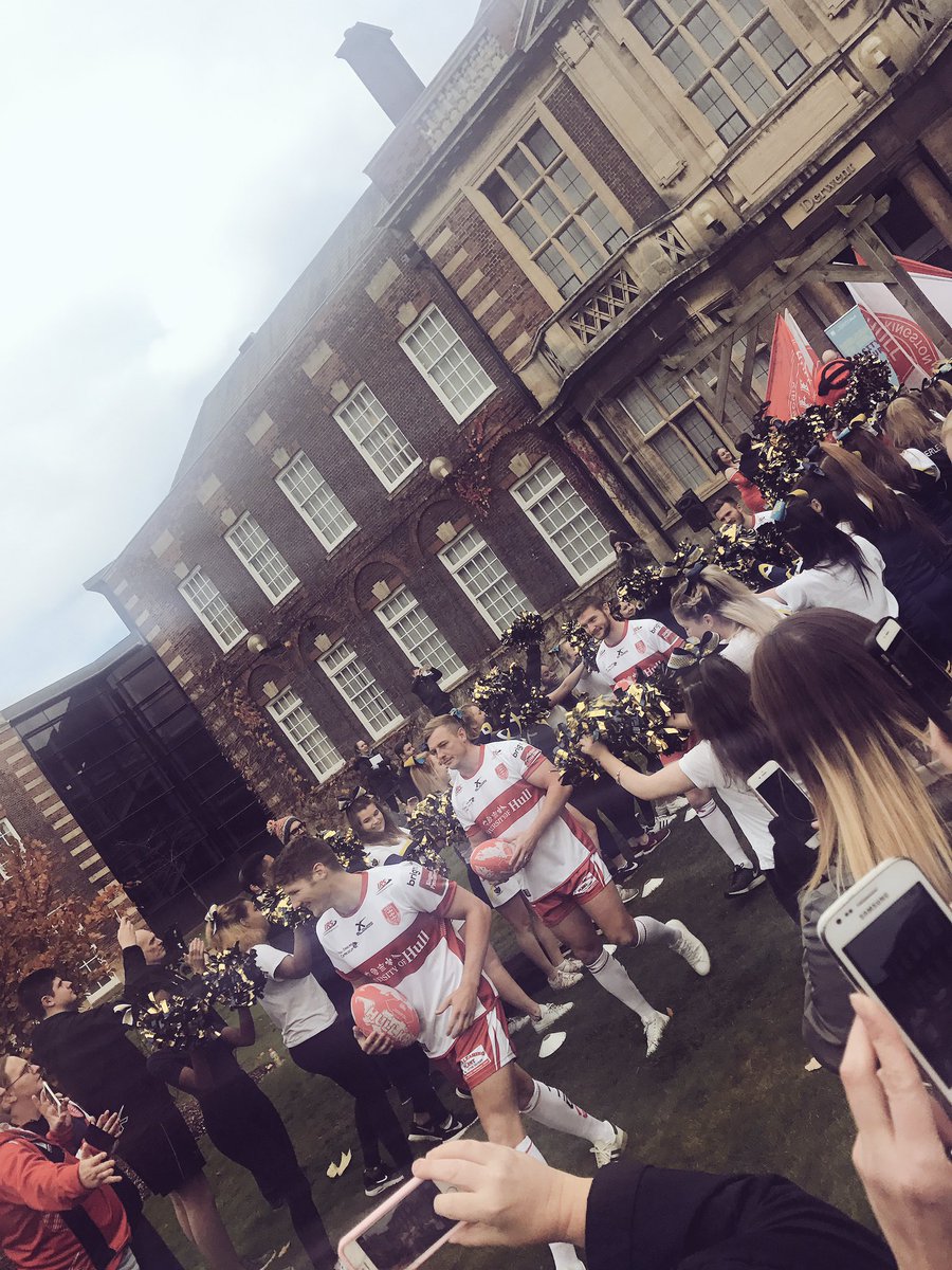 <a href="/UniOfHull/">University of Hull</a> Proud official new main sponsors of <a href="/hullkr_online/">Hull KR</a> #WeAreHull
