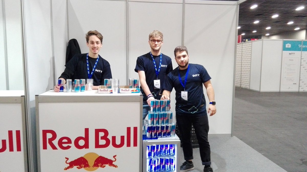 rocchiamccandy's tweet photo. Oggi al @Wearable_Torino  con @redbullITA #WTTorino #technology https://t.co/cr5TXkOayJ