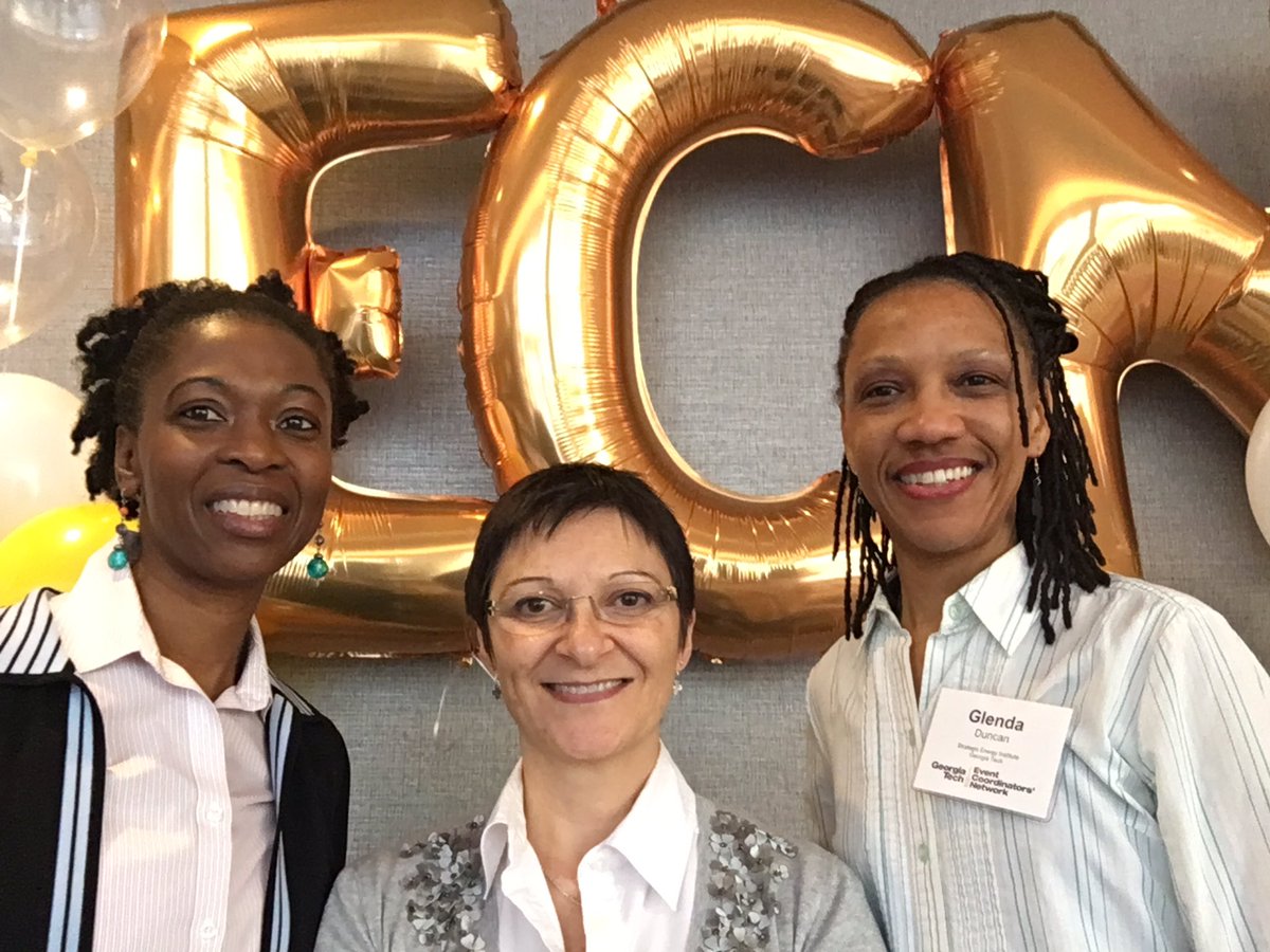 crysrosser's tweet photo. Stylin &amp; profilin at the #ecnworkshop! https://t.co/3xP1H9KDDc