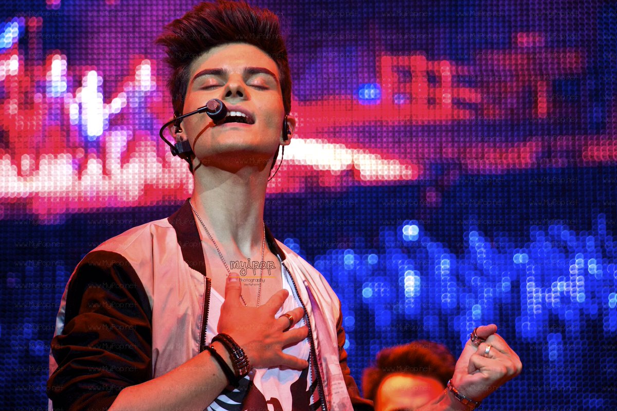 Entrevista | <a href="/AbrahamMateoMus/">SIGUE a@AbrahamMateo</a> "Detrás de todo este proyecto hay mucho esfuerzo, mucho trabajo y mucha dedicación" myipop.net/2016/11/16/ent…