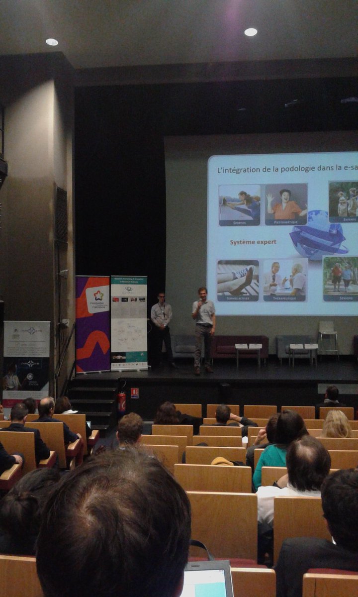 @Podometric entreprise prometteuse présente sa solution a #dhm16 . Énorme potentiel!