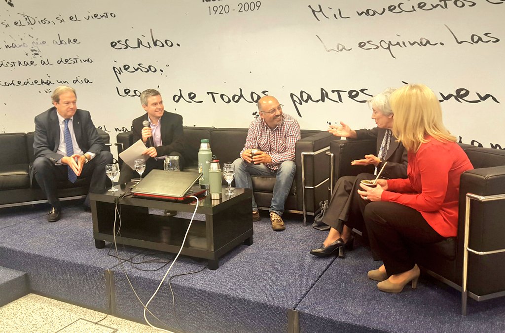 Estado, academia, sector productivo privado: Nadie puede bajar los brazos, hay que fomentar la demanda de conocimiento #SemanaDeLaIndustria