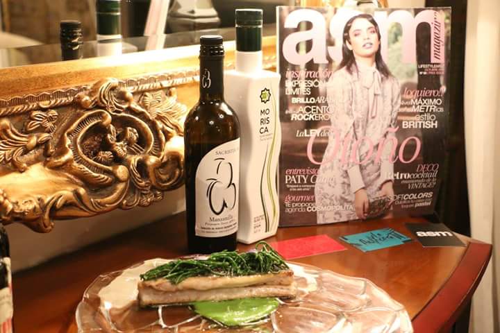 Un maridaje con maravilloso!!! 
Lubina con crema de guisantes y salicornia por Pablo Caballero Antxoeta Art Restaurante , con <a href="/SACRISTIAAB/">SACRISTÍA AB</a>